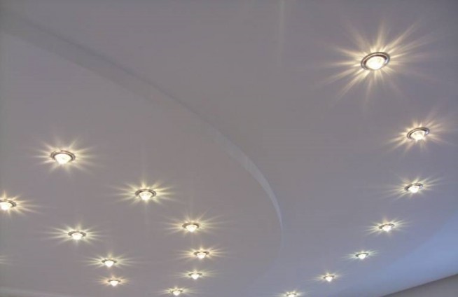 светильники для натяжного потолка